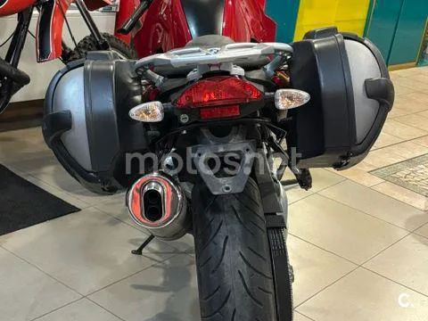 BMW F 800 ST - Vista 5