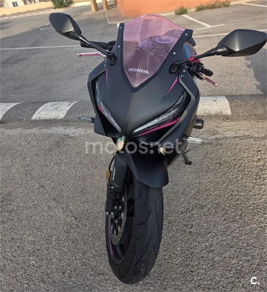 Honda CBR650R - Vista 6