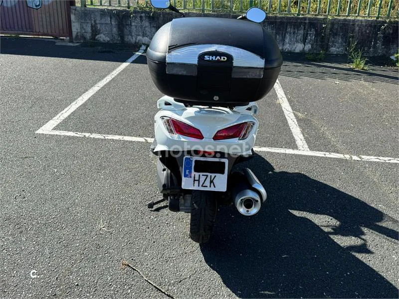 Suzuki Burgman 125 - Vista 6