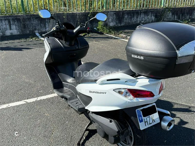 Suzuki Burgman 125 - Vista 7