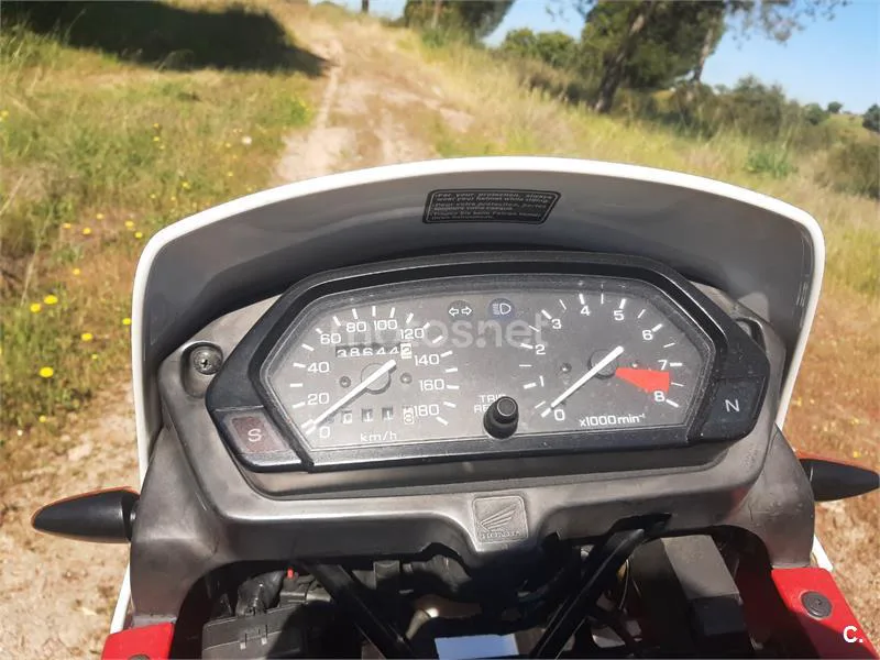 Honda NX650 Dominator - Vista 11