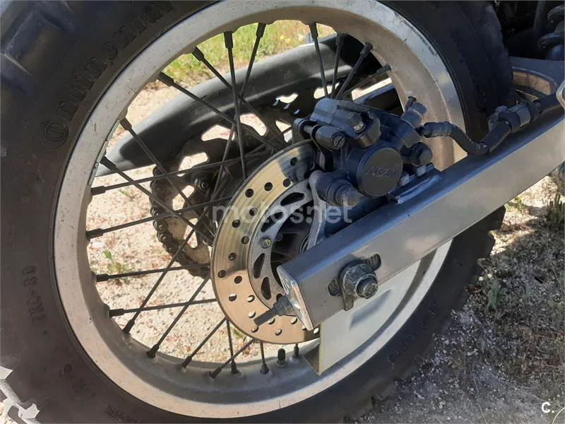 Honda NX650 Dominator - Vista 8