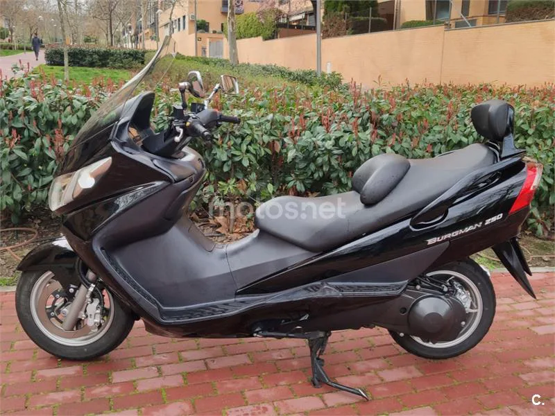 Suzuki Burgman 200 1700 € 2007 Madrid - 1