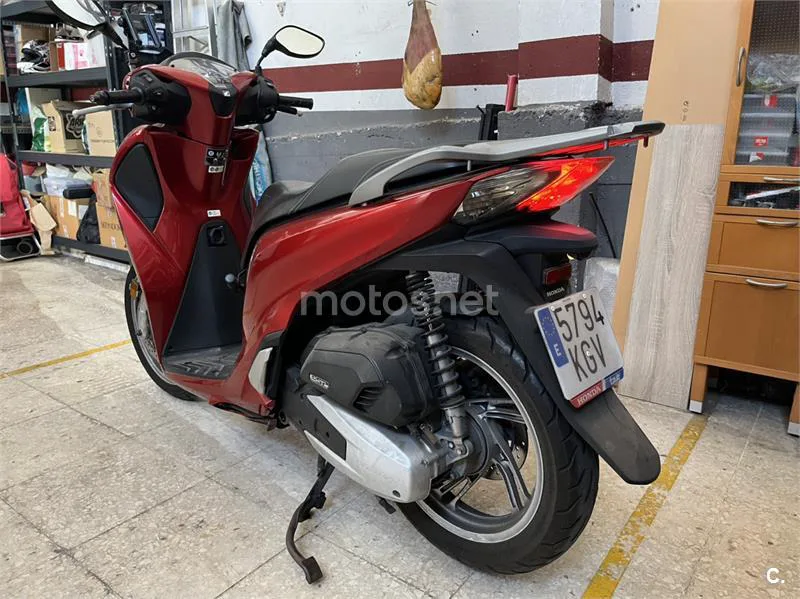 Honda SH125i - Vista 3