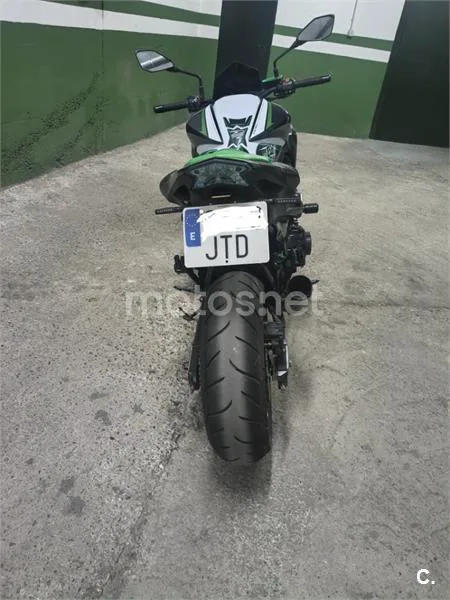Kawasaki Z800 - Vista 6