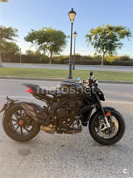 MV Agusta Dragster 800 8999 € 2024 Cádiz - 1