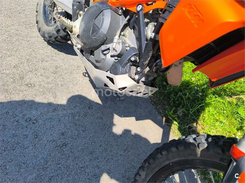 KTM 690 Enduro R - Vista 10