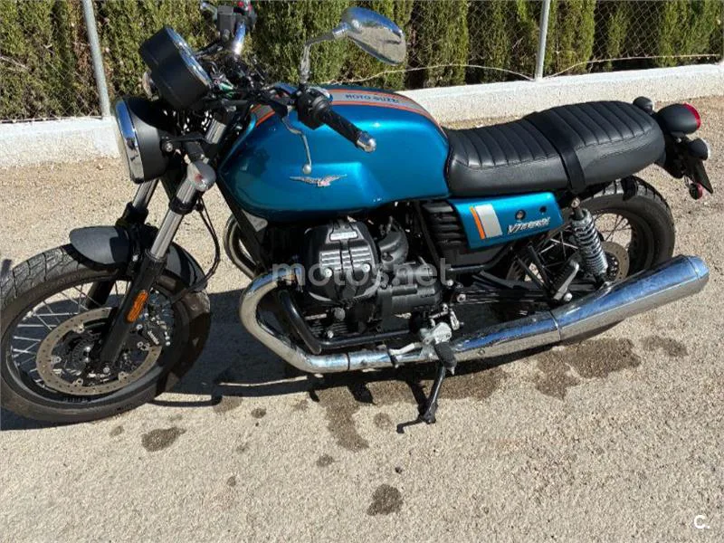 Moto Guzzi V7 III 4000 € 2018 Jaén - 1