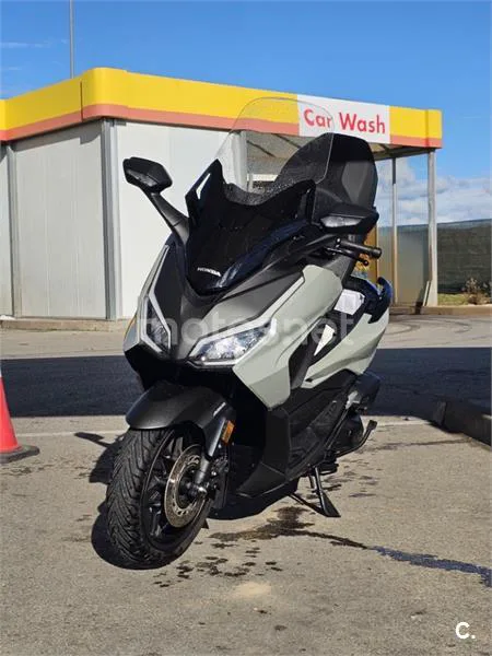 Honda Forza 125 - Vista 5