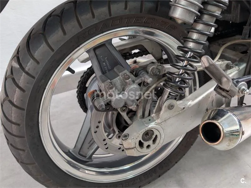 Kawasaki Zephyr 750 - Vista 8