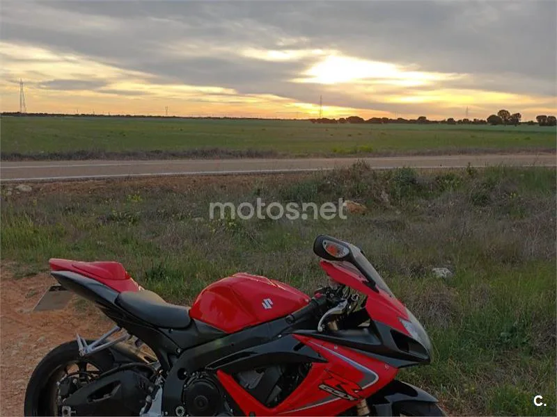 Suzuki GSX-R600 - Vista 7