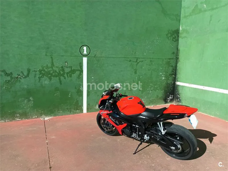 Suzuki GSX-R600 - Vista 8