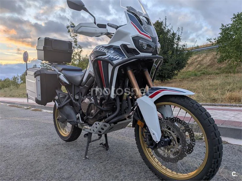 Honda CRF1000L Africa Twin - Vista 4