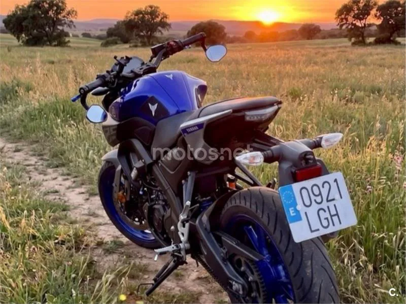 Yamaha MT-125 - Vista 3