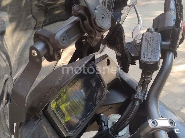 Honda XL750 Transalp - Vista 6