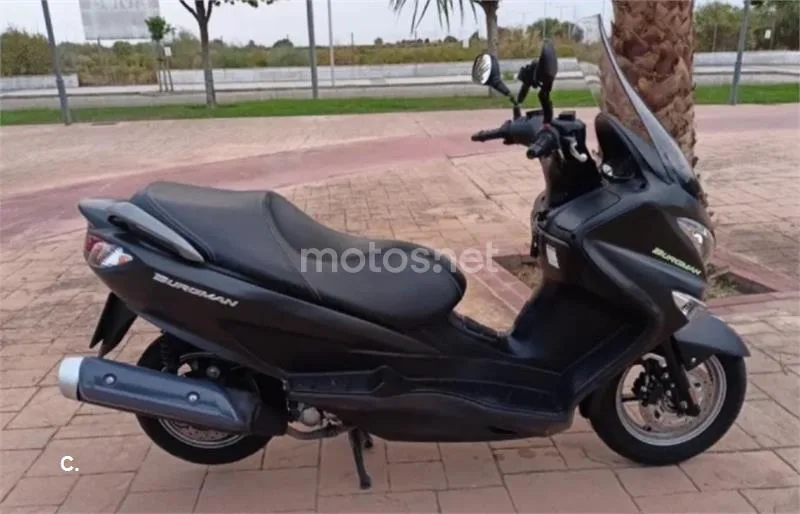 Suzuki Burgman 125 - Vista 4