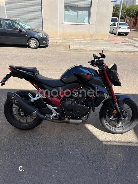 Honda CB750 Hornet - Vista 7