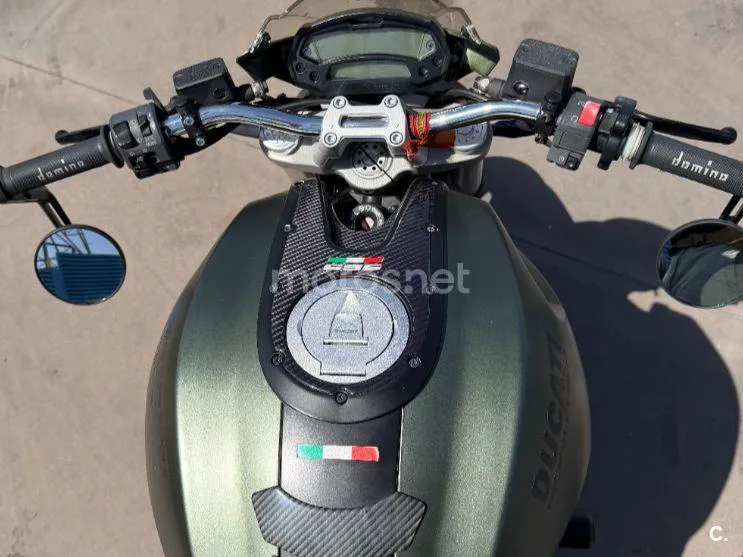 Ducati Monster 696 - Vista 6