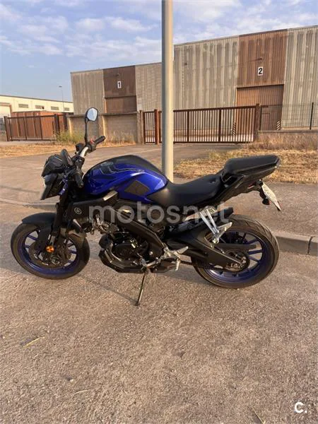 Yamaha MT-125 - Vista 4