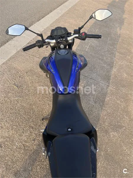 Yamaha MT-125 - Vista 6