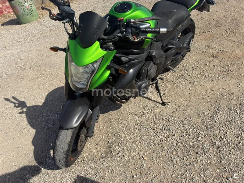 Kawasaki ER-6n - Vista 5