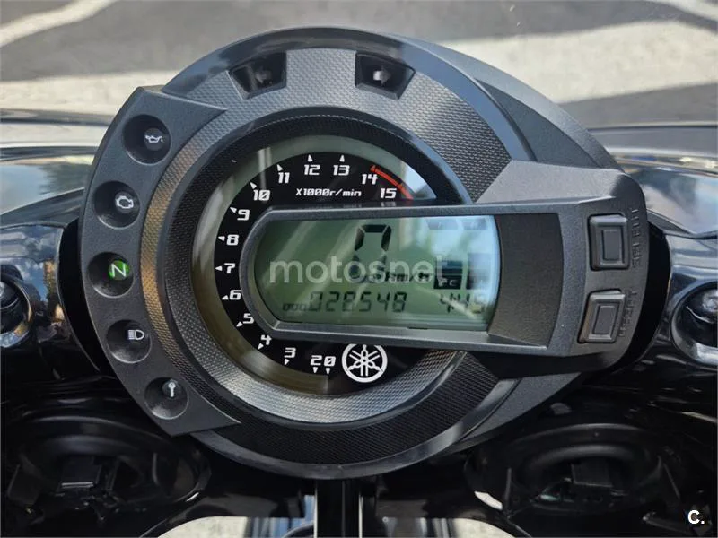 Yamaha FZ1 Fazer - Vista 4
