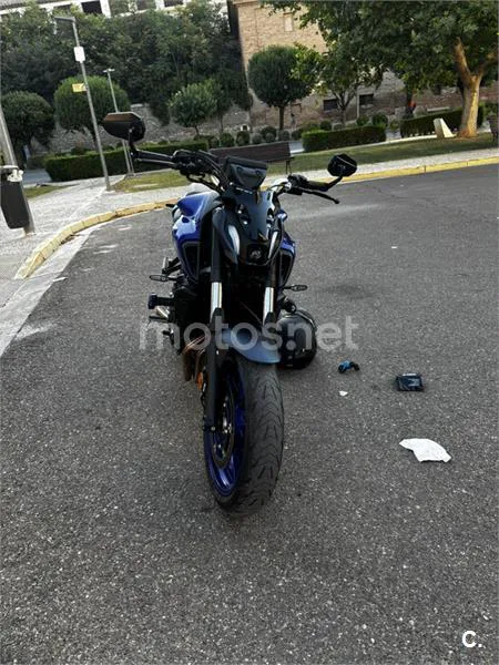 Yamaha MT-07 - Vista 4