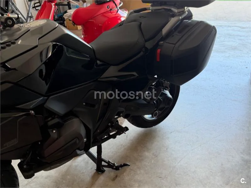 BMW R 1300 RT - Vista 6