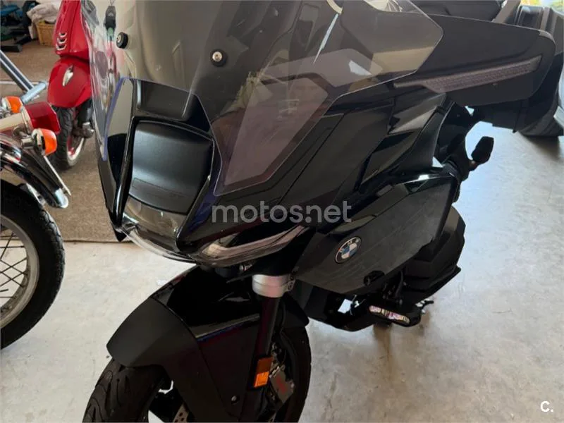 BMW R 1300 RT - Vista 7