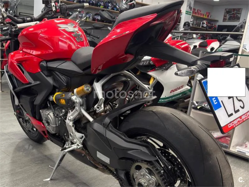 Ducati Streetfighter V2 - Vista 3