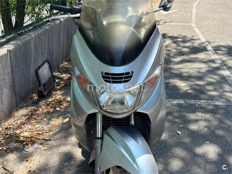 Suzuki Burgman 400 - Vista 4