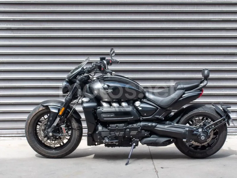 Triumph Rocket 3 - Vista 13