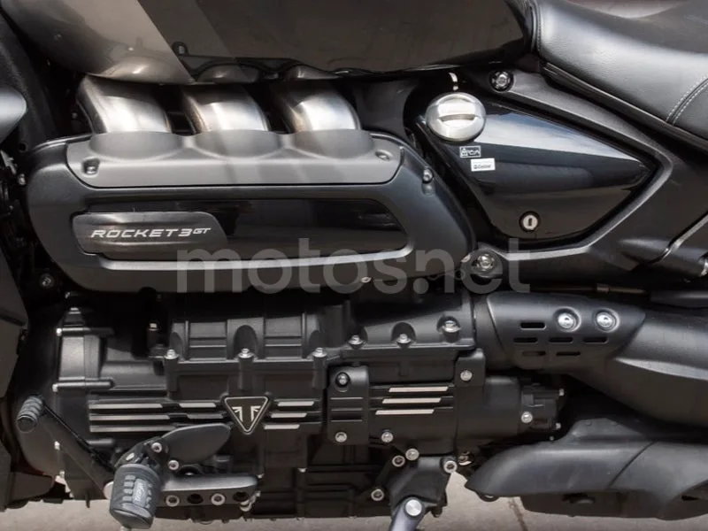 Triumph Rocket 3 - Vista 17