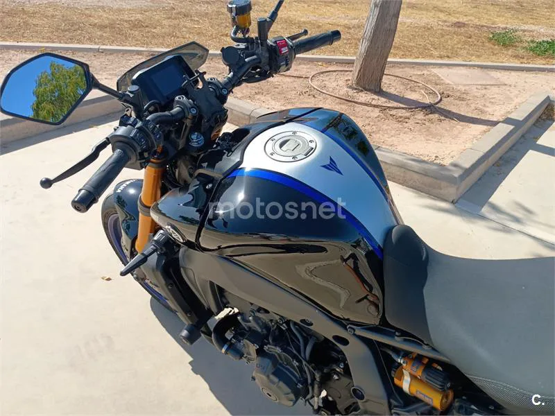 Yamaha MT-09 - Vista 6