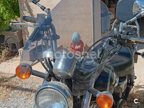 Suzuki Marauder 250 - Vista 6