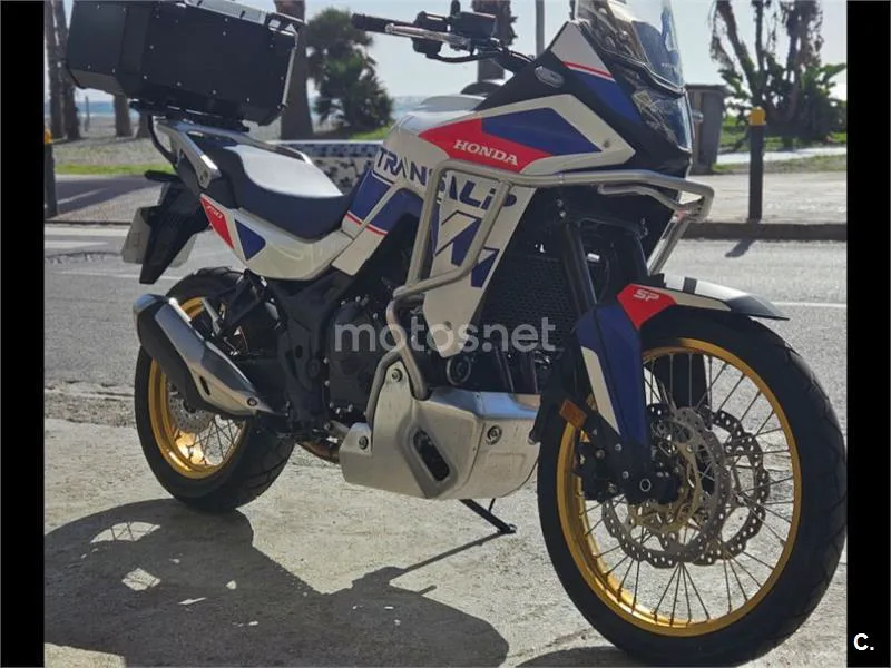 Honda XL750 Transalp - Vista 3