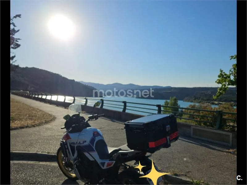 Honda XL750 Transalp - Vista 7