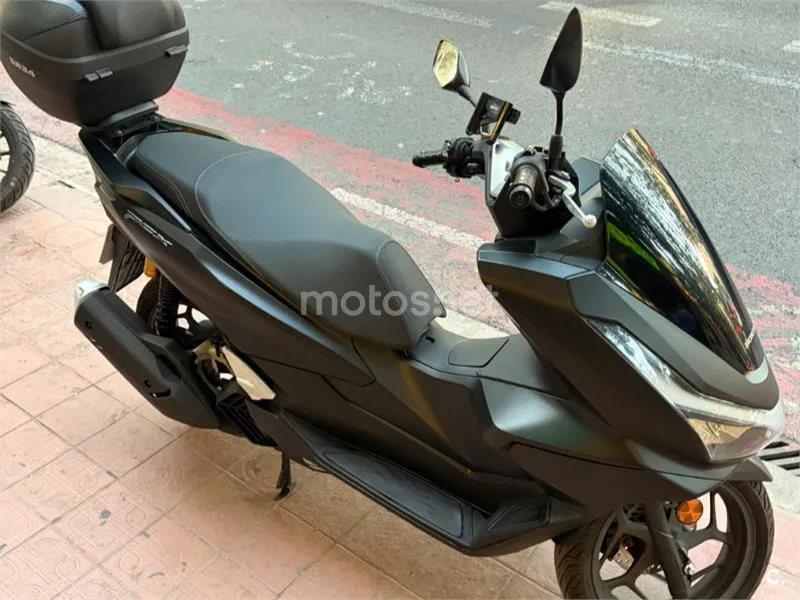 Honda PCX125 - Vista 4