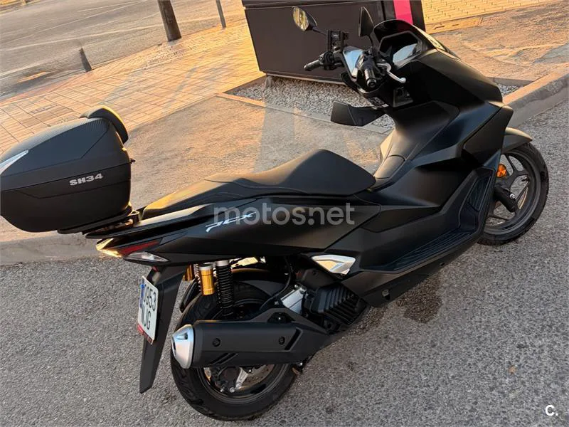 Honda PCX125 - Vista 10