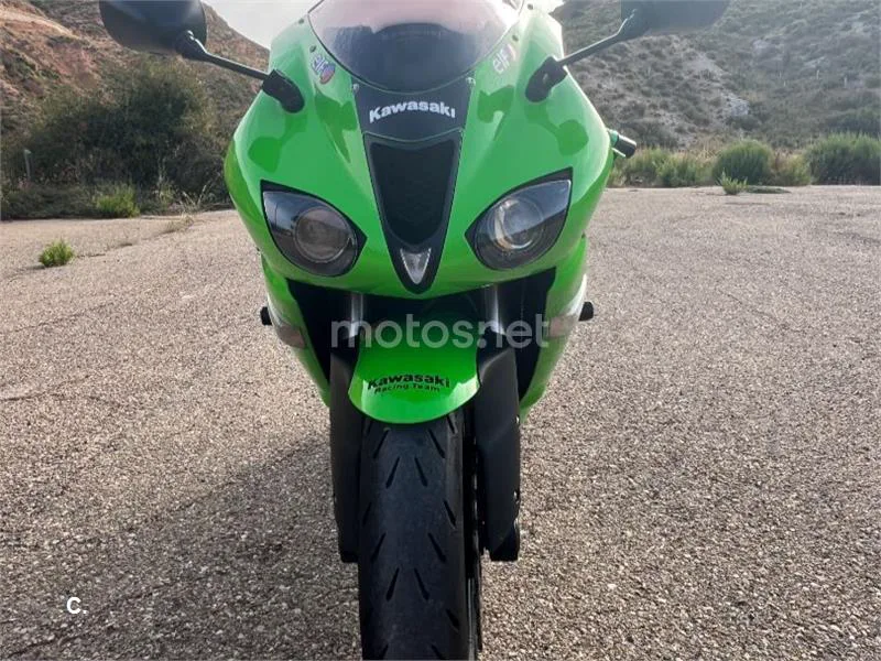 Kawasaki Ninja ZX-6R - Vista 11