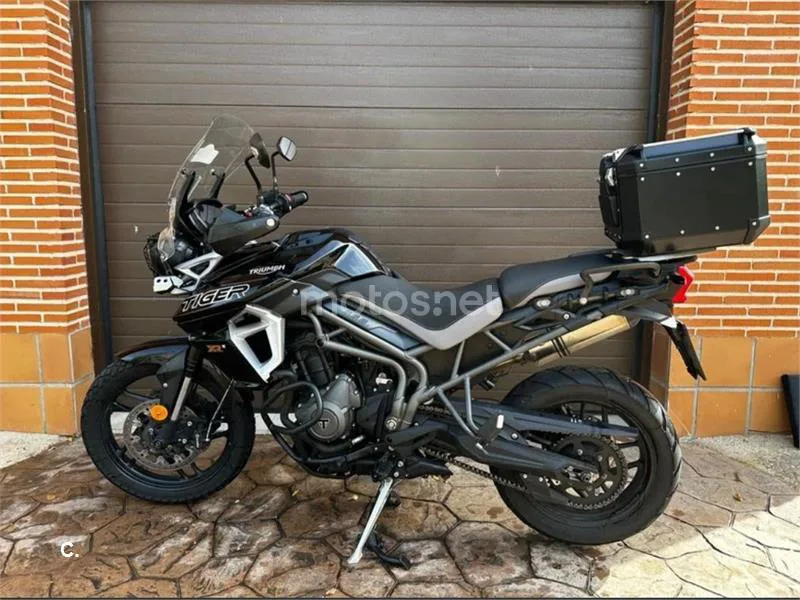 Triumph Tiger 800 - Vista 3