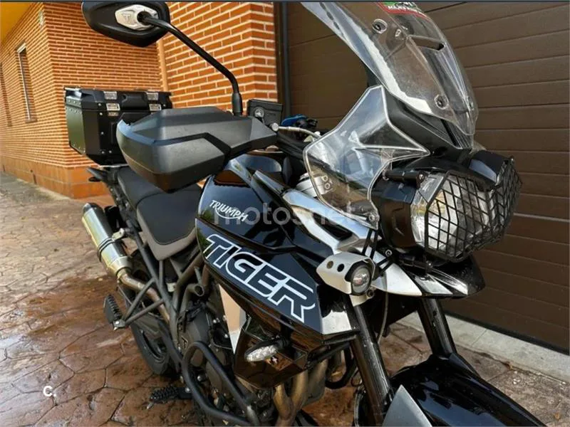 Triumph Tiger 800 - Vista 4