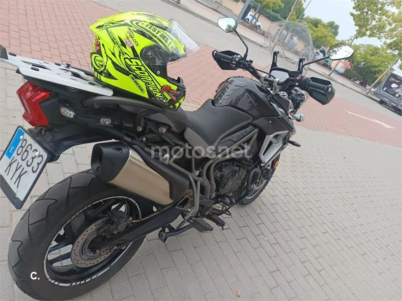 Triumph Tiger 800 - Vista 5