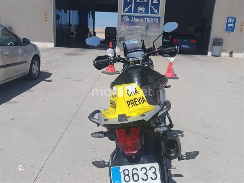 Triumph Tiger 800 - Vista 6