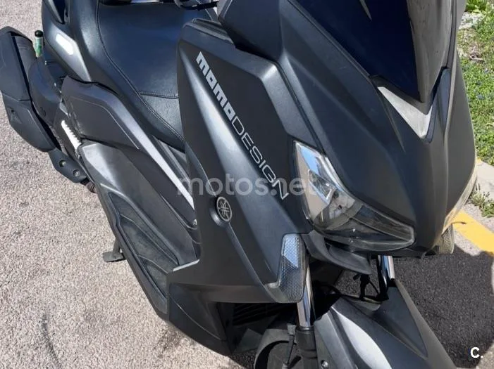 Yamaha XMAX 400 - Vista 5