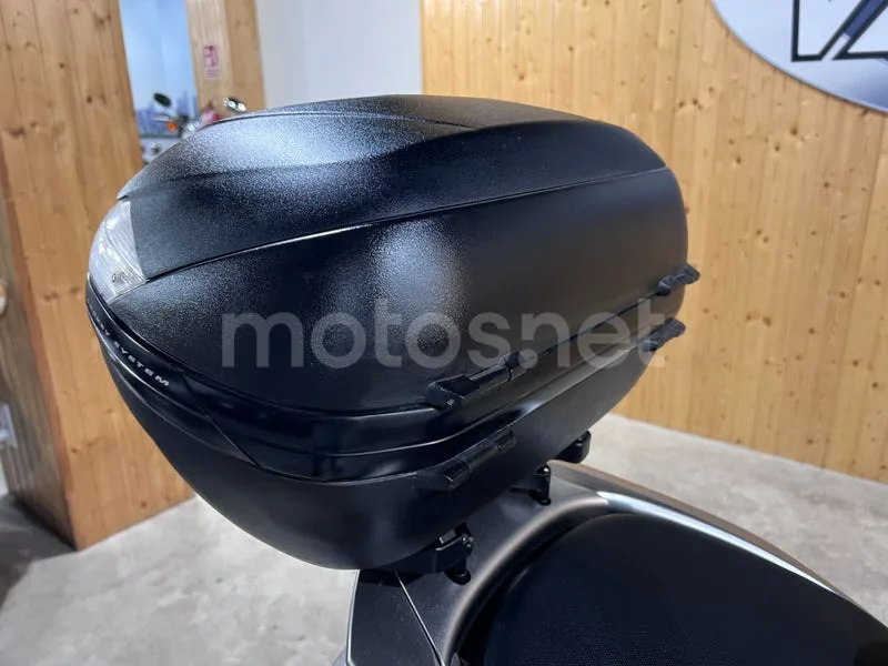 Yamaha Majesty 400 - Vista 38