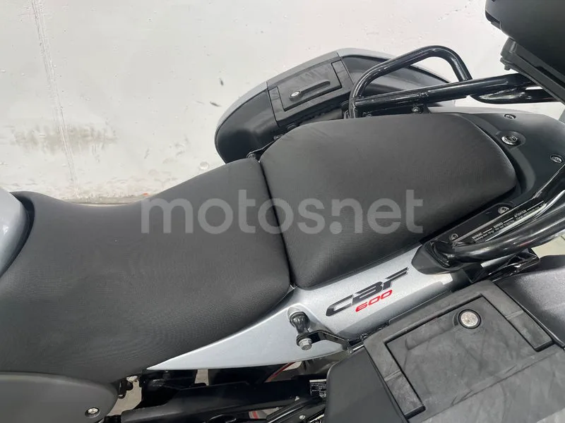 Honda CBF600S - Vista 20