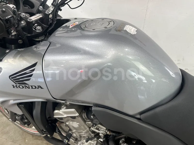 Honda CBF600S - Vista 32