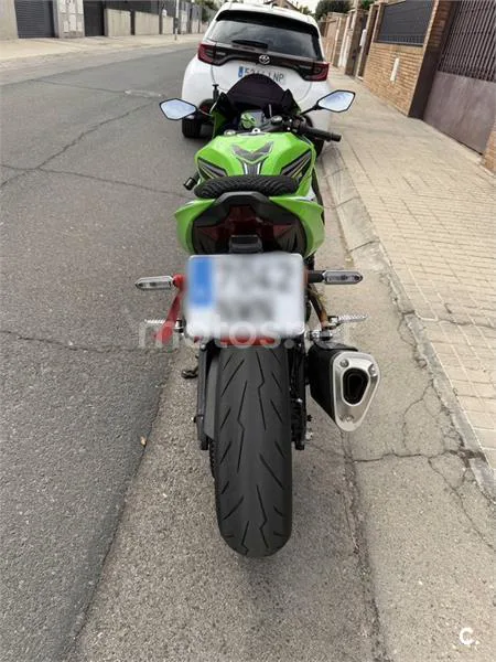 Kawasaki Ninja ZX-6R - Vista 4