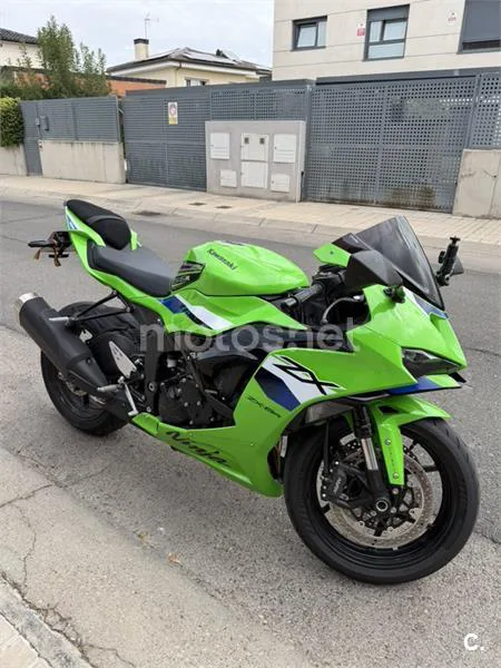 Kawasaki Ninja ZX-6R - Vista 7